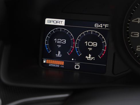 Certified 2018 Ferrari GTC4Lusso image 32