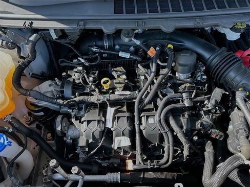 Used 2021 Ford Edge Titanium image 30