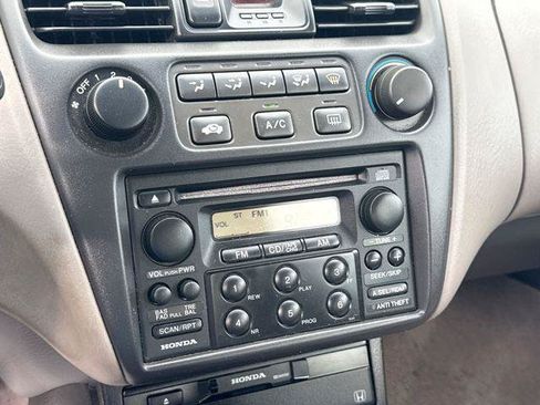 Used 2000 Honda Accord EX image 12