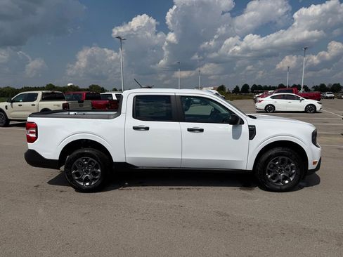 New 2025 Ford Maverick XLT image 31