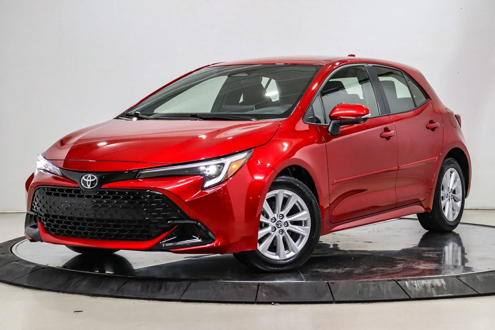 Used 2024 Toyota Corolla SE w/ SE Package FWD image 1