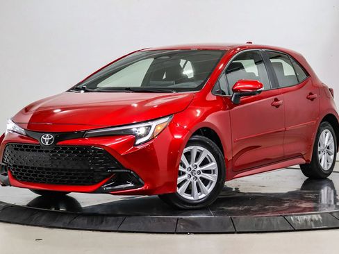 Used 2024 Toyota Corolla SE w/ SE Package FWD image 1