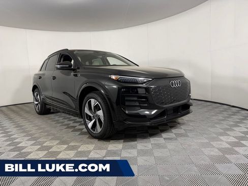 Used 2025 Audi Q6 e-tron Premium Plus w/ Premium Plus AWD/4WD image 1