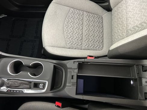 Used 2024 Chevrolet Equinox LS w/ LS Convenience Package FWD image 15