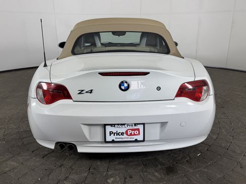 Used 2007 BMW Z4 3.0i RWD image 6