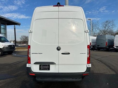 Used 2026 Mercedes-Benz Sprinter 144 Cargo image 6