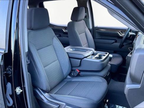 Used 2024 Chevrolet Silverado 1500 LT image 19