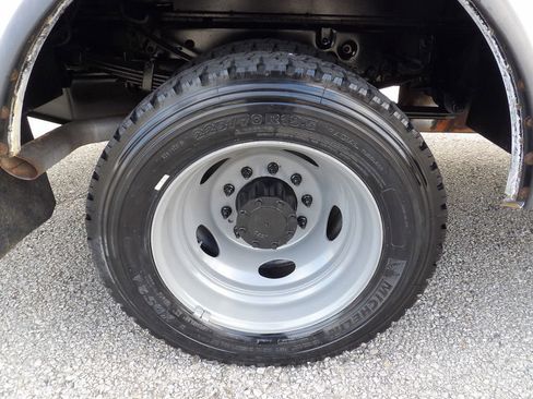 Used 2012 Ford F550 2WD Regular Cab Super Duty w/ Payload Upgrade Pkg image 62