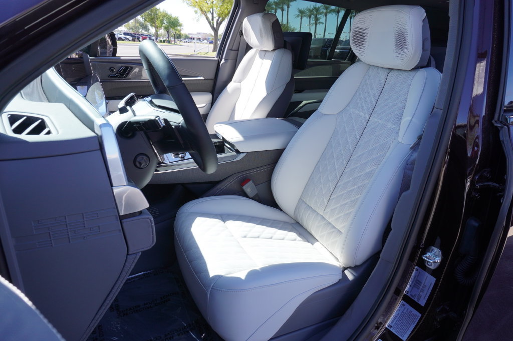 New 2026 Cadillac Escalade IQ Luxury 1 AWD/4WD image 14