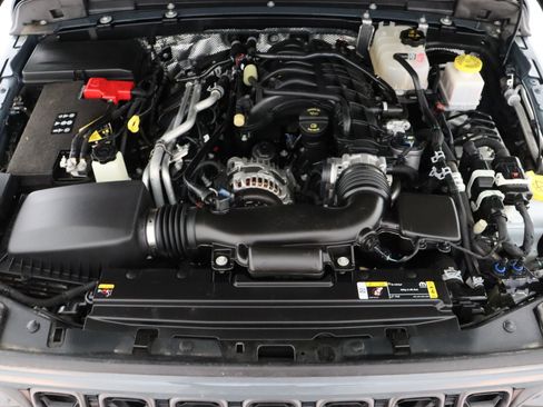 Used 2024 Jeep Gladiator Sport image 38