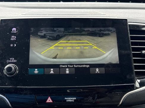 Used 2022 Honda Pilot Touring image 29