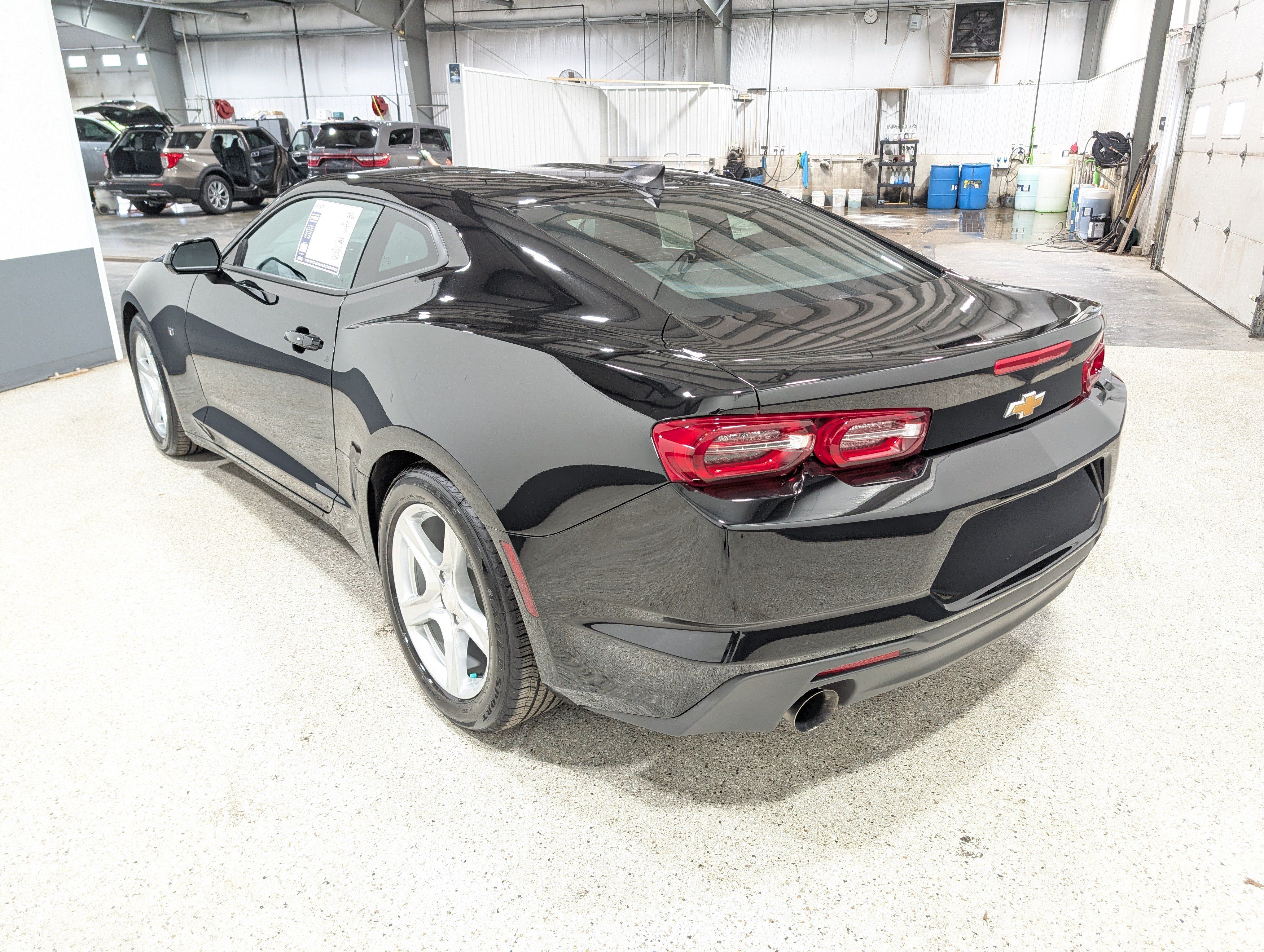 Used 2024 Chevrolet Camaro LT RWD image 5