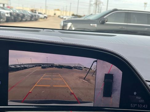 Used 2021 Cadillac Escalade ESV Sport Platinum w/ LPO, ONYX Package image 25