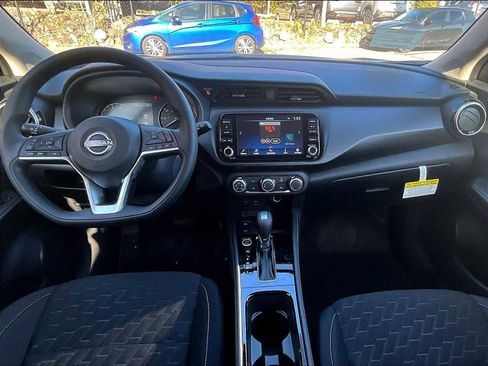 New 2024 Nissan Kicks SV image 11