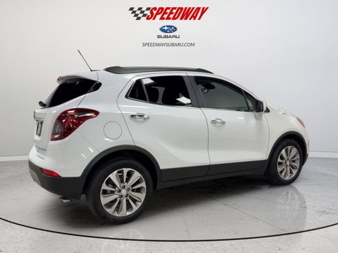 Used 2020 Buick Encore Preferred FWD image 5