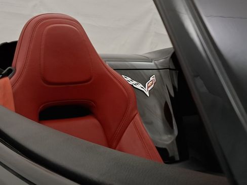 Used 2018 Chevrolet Corvette Stingray Convertible w/ 1LT image 42