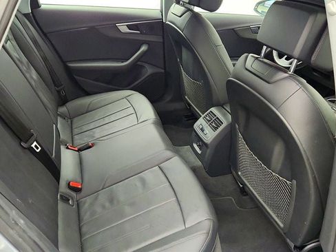 Used 2019 Audi A4 2.0T Premium image 23
