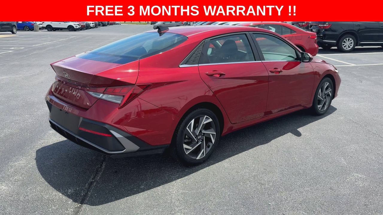 Used 2024 Hyundai Elantra SEL w/ Convenience Package FWD image 9