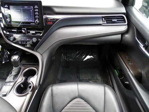 Used 2024 Toyota Camry SE FWD image 36