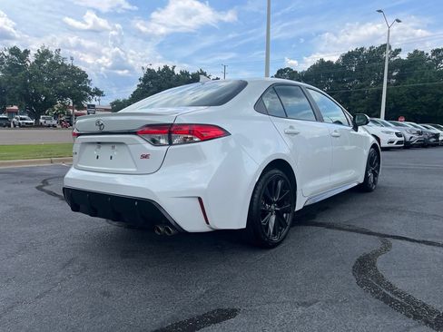 Used 2024 Toyota Corolla SE FWD image 7
