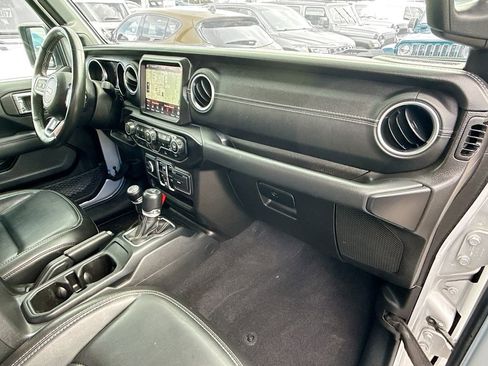 Used 2023 Jeep Wrangler Unlimited Sahara w/ Cold Weather Group image 33