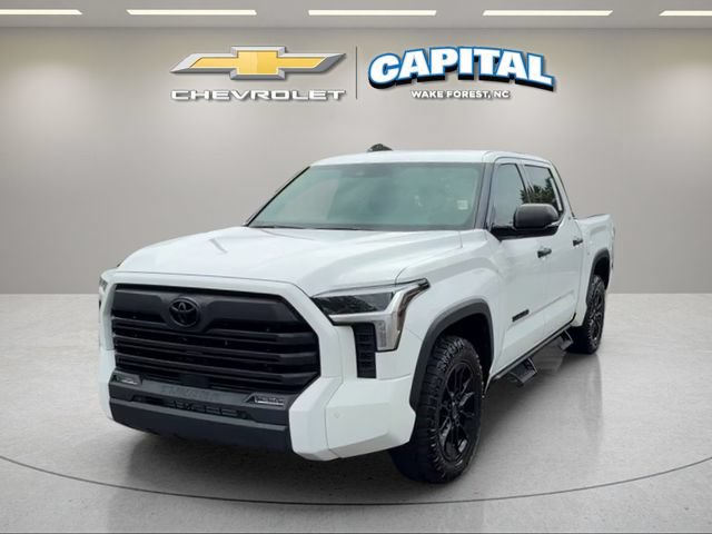 Used 2022 Toyota Tundra SR5 w/ Convenience Package RWD image 1