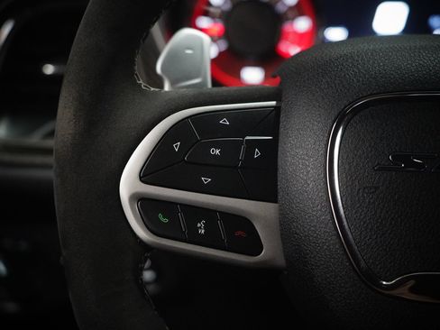 Used 2022 Dodge Challenger SRT Hellcat image 18