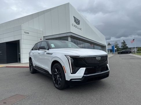 New 2025 Cadillac Escalade IQ Sport 2 w/ LPO, ONYX Package image 23