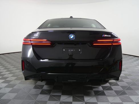 New 2026 BMW i5 M60 w/ Executive Package AWD/4WD image 4