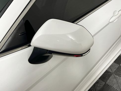 Used 2023 Toyota Camry SE image 13