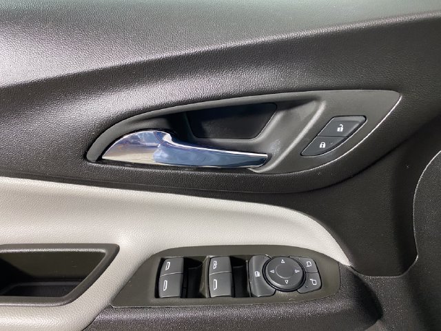 Certified 2024 Chevrolet Equinox LS FWD image 13