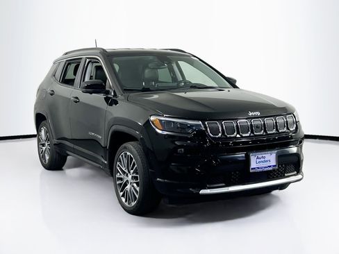 Used 2022 Jeep Compass Limited w/ Elite Group AWD/4WD image 3