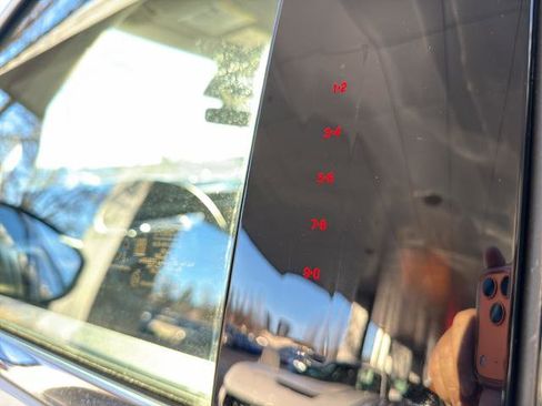 Certified 2025 Ford Expedition Active image 18