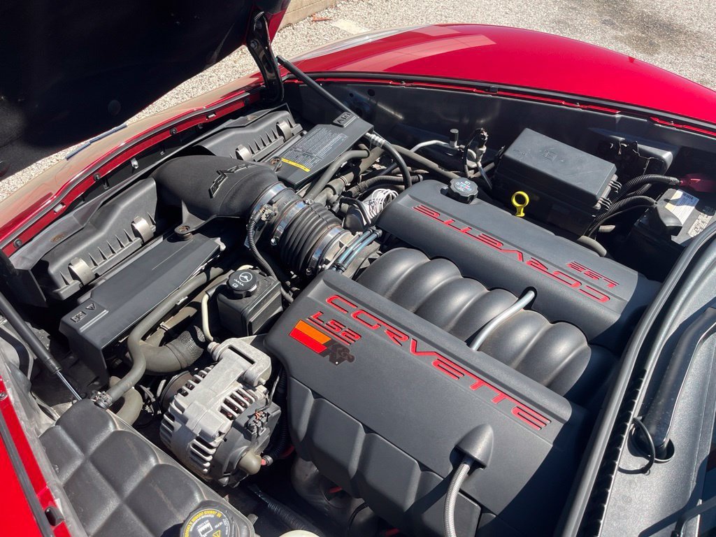 Used 2005 Chevrolet Corvette Coupe w/ Preferred Equipment Group RWD image 24