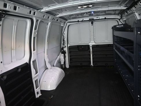 Used 2022 Chevrolet Express 2500 w/ Driver Convenience Package RWD image 15