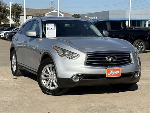 Used 2016 INFINITI QX70 2WD image 2