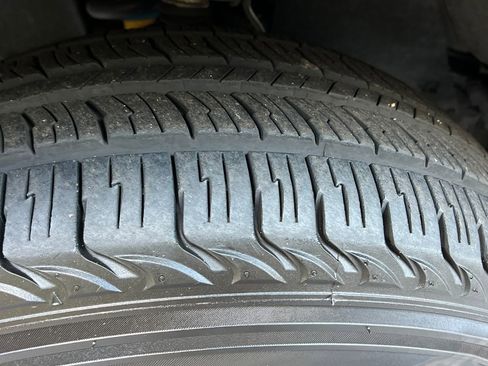 Used 2022 Toyota Tacoma TRD Off-Road image 24