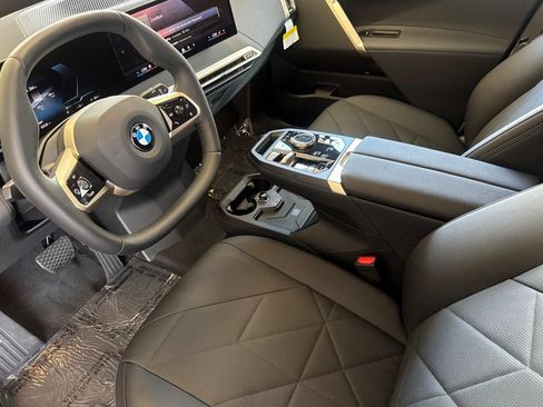 New 2026 BMW iX xDrive45 w/ Premium Package AWD/4WD image 4