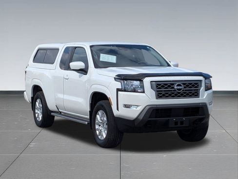 Used 2024 Nissan Frontier SV w/ SV Convenience Package AWD/4WD image 8
