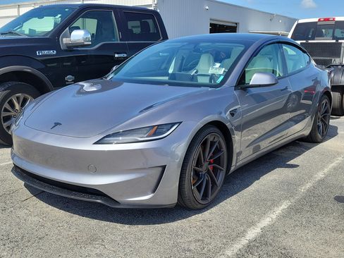 Used 2025 Tesla Model 3 Performance AWD/4WD image 3