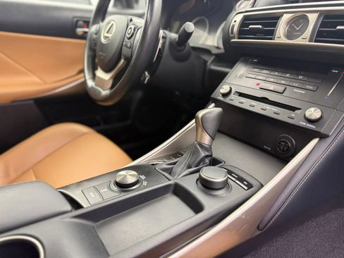 Used 2016 Lexus IS 200t RWD image 22