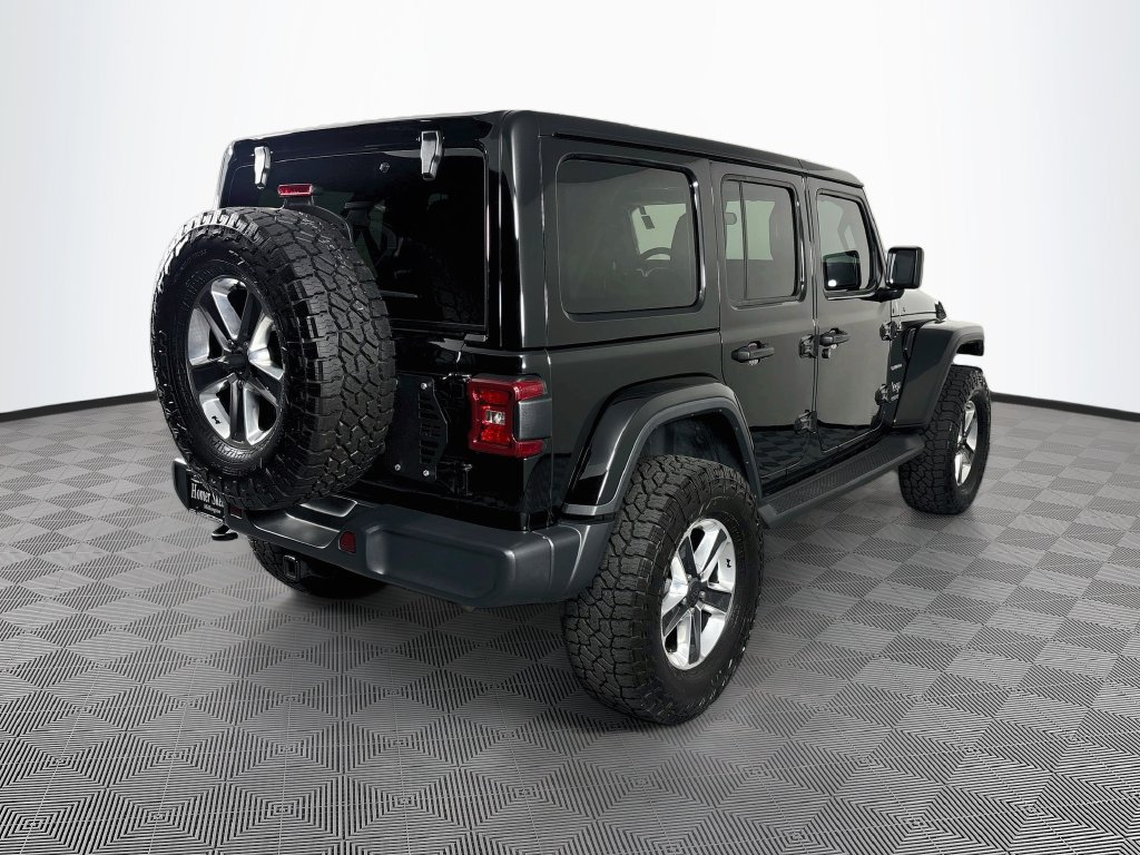 Used 2020 Jeep Wrangler Unlimited Sahara w/ LED Lighting Group AWD/4WD image 7