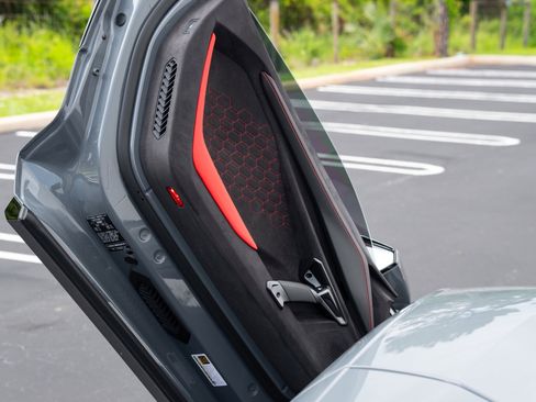 Used 2024 Lamborghini Revuelto AWD/4WD image 55