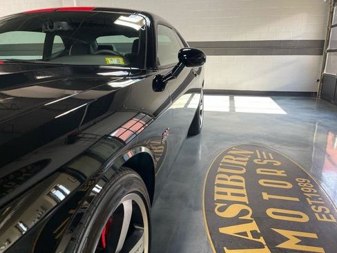 Used 2012 Dodge Challenger SRT8 RWD image 3