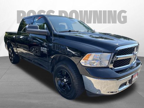 Used 2023 RAM 1500 Classic SLT w/ Trailer & Traction Group AWD/4WD image 3