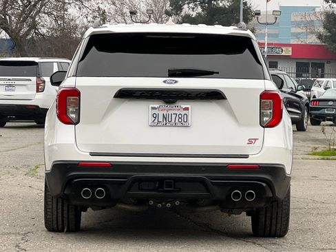 Certified 2024 Ford Explorer ST w/ Equipment Group 401A image 5