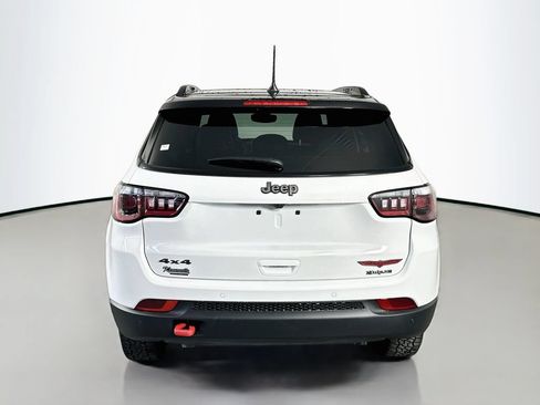New 2026 Jeep Compass Trailhawk w/ Sun, Sound & Navigation Group AWD/4WD image 6