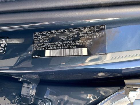 New 2026 Volvo XC90 T8 Plus w/ Protection Package Premier image 36