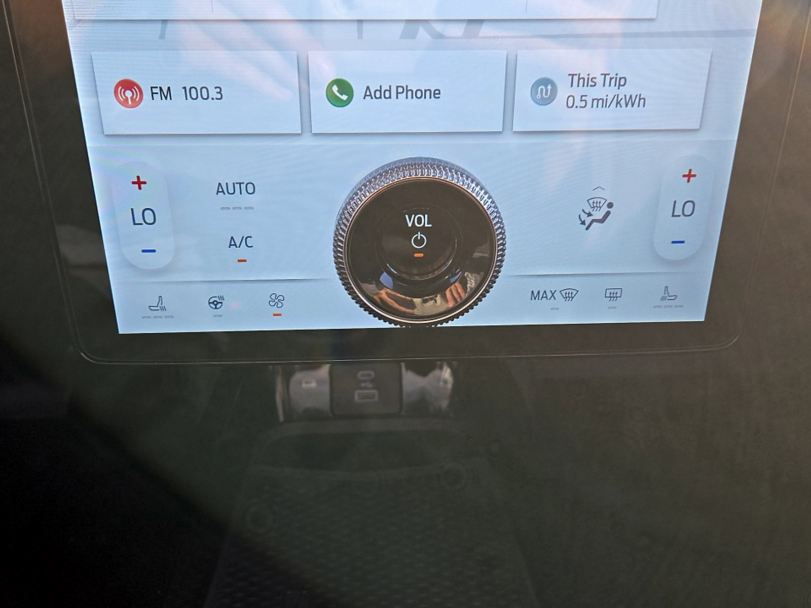 Certified 2024 Ford Mustang Mach-E Premium AWD/4WD image 19