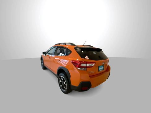 Used 2019 Subaru Crosstrek 2.0i image 6